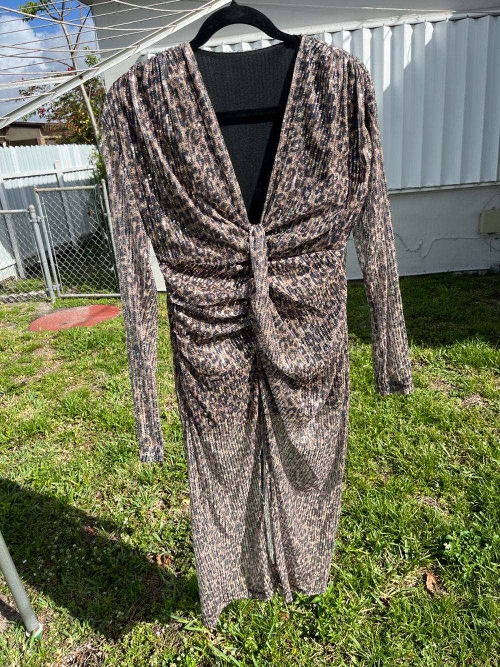 Women’s Long Sleeve Ruched V-Neck Dress in Brown Print